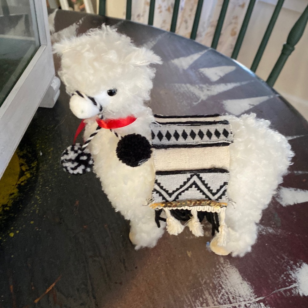 Llama decoration
